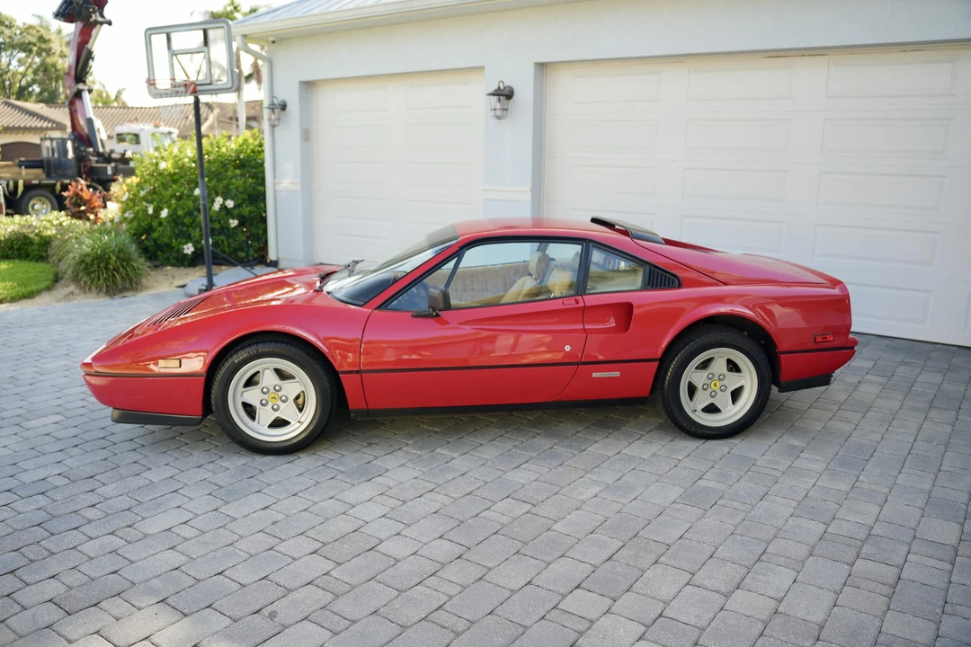 1986 Ferrari 328 GTB - Image 17 of 31