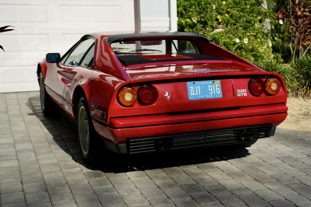 1986 Ferrari 328 GTB - Image 22 of 31