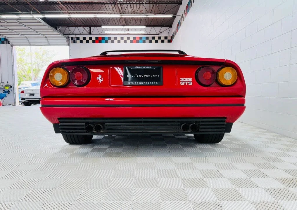 1986 Ferrari 328 GTS - Image 21 of 31