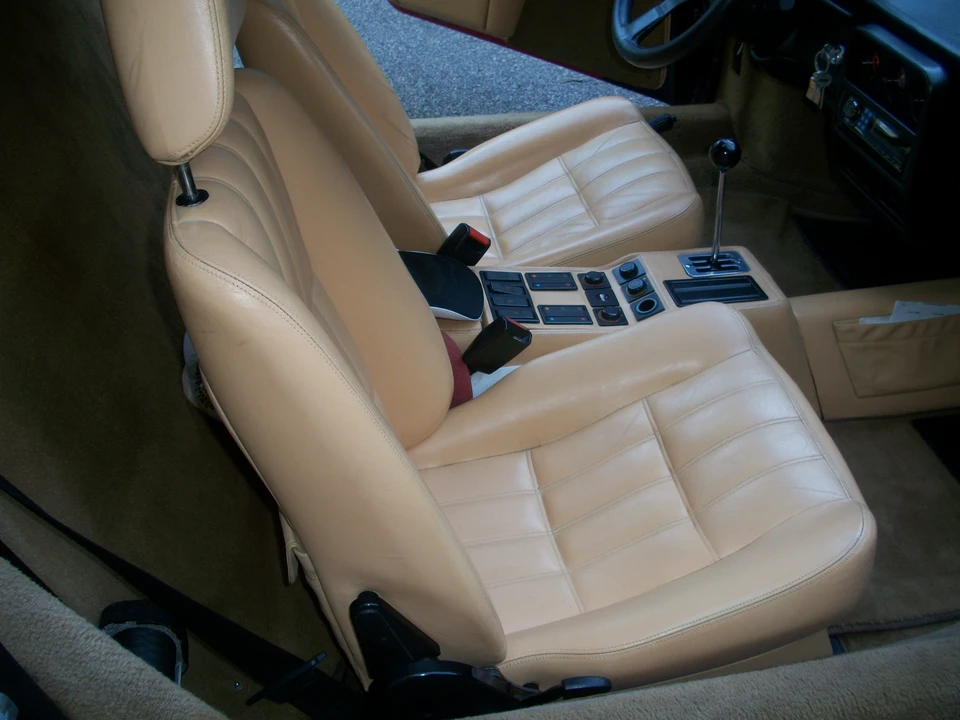 1986 Ferrari 328 GTS - Image 6 of 24