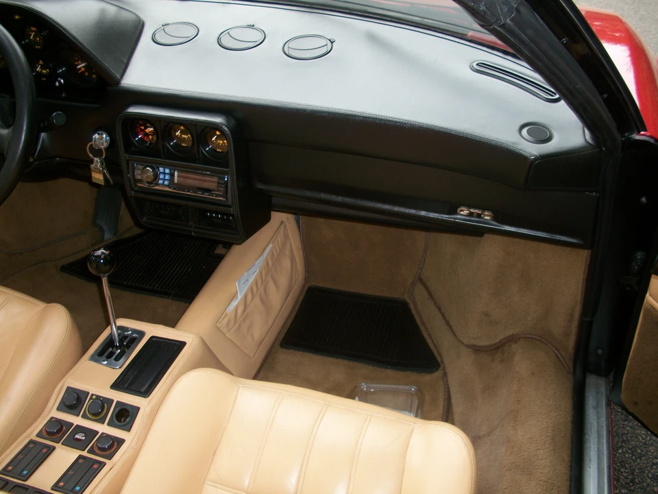 1986 Ferrari 328 GTS - Image 16 of 24