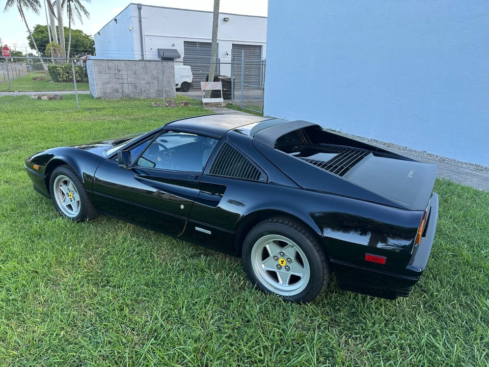 1986 Ferrari 328 GTS - Image 8 of 31