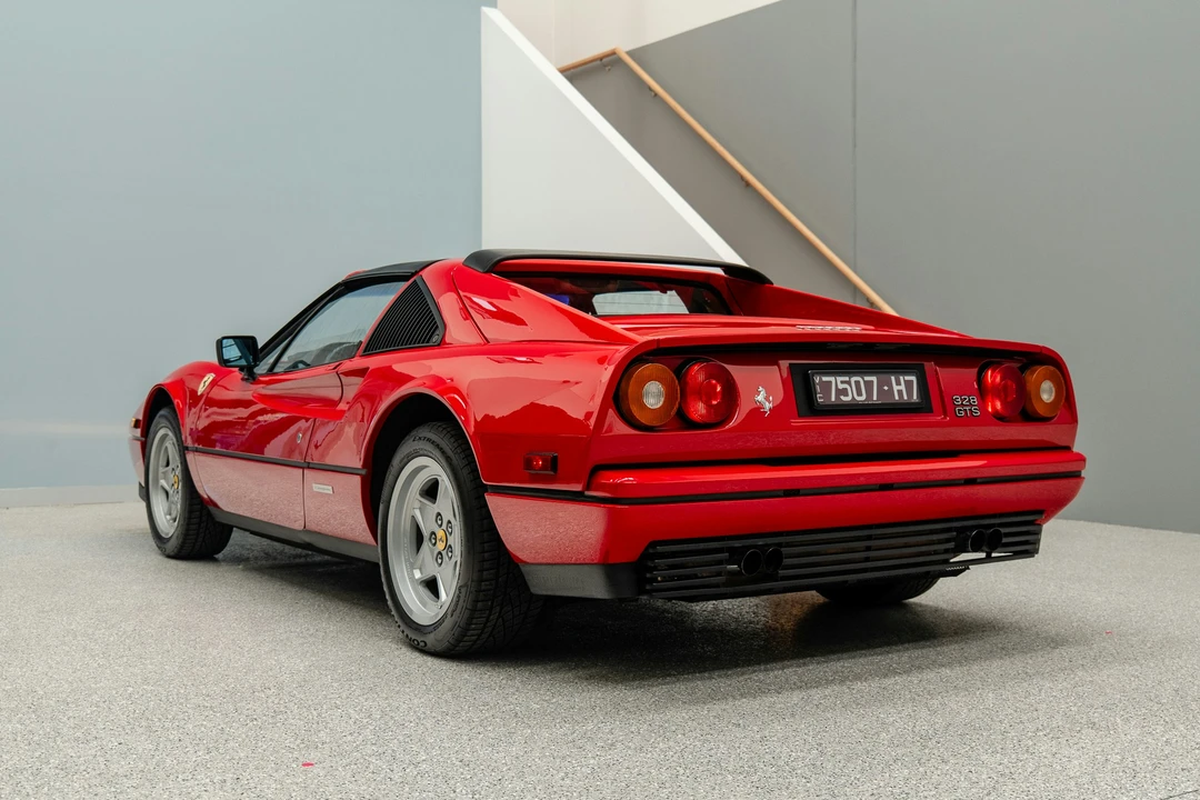 1986 Ferrari 328 GTS - Image 5 of 21