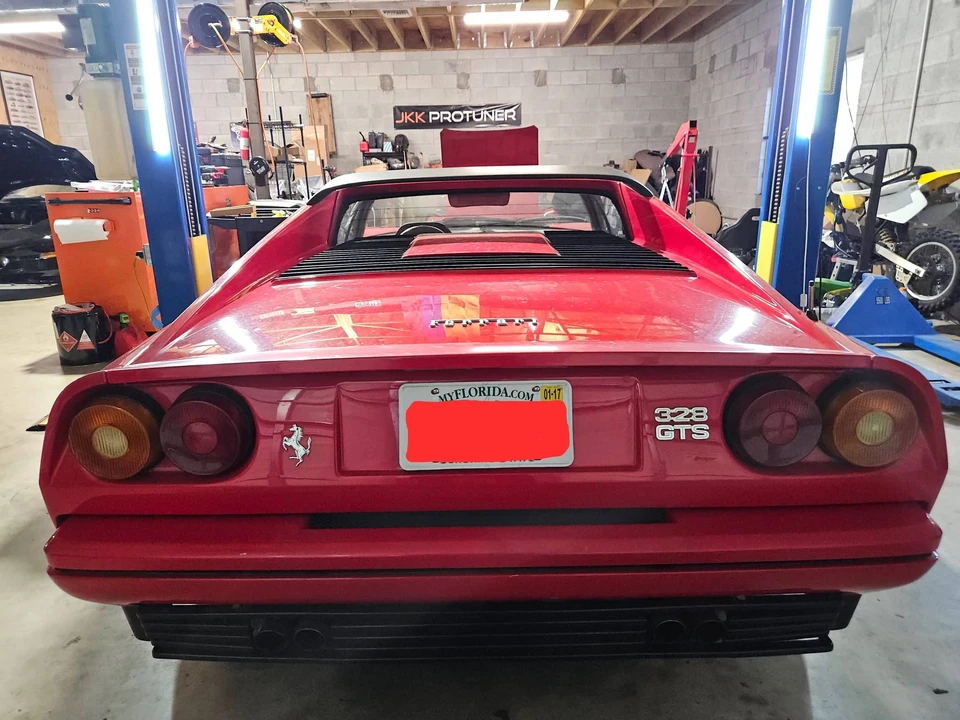 1986 Ferrari 328 GTS - Image 8 of 31