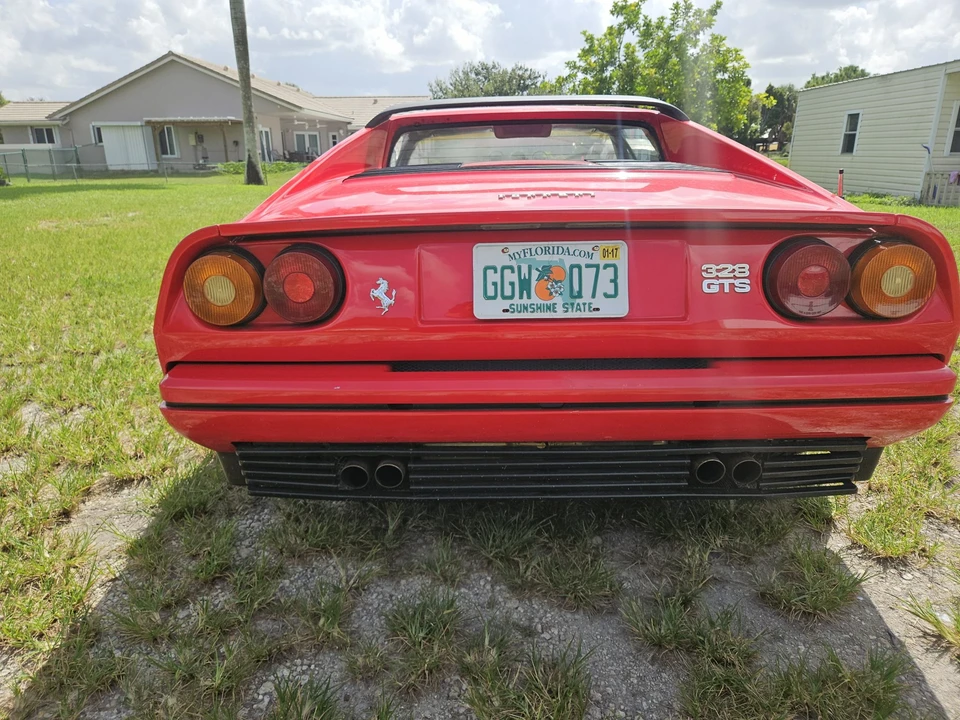 1986 Ferrari 328 GTS - Image 7 of 31
