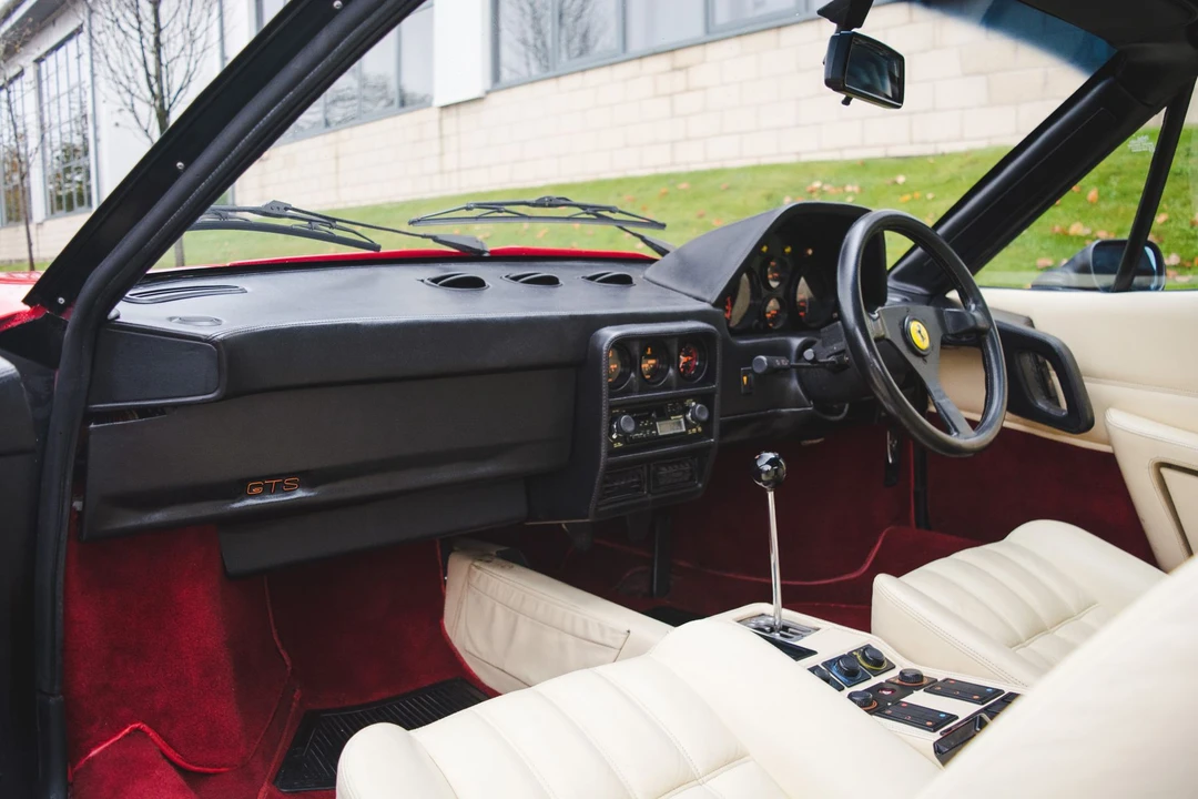 1986 Ferrari 328 GTS - Image 9 of 21