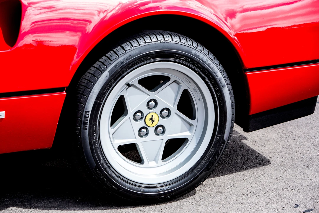 1986 Ferrari 328 GTS - Image 25 of 31