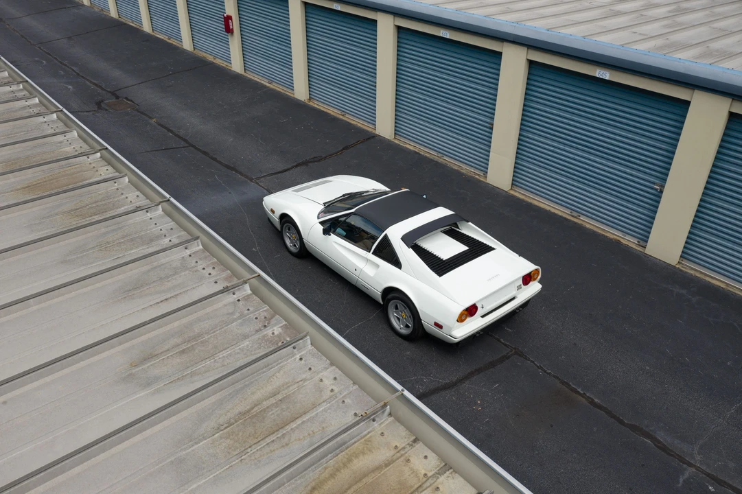1986 Ferrari 328 GTS - Image 2 of 31