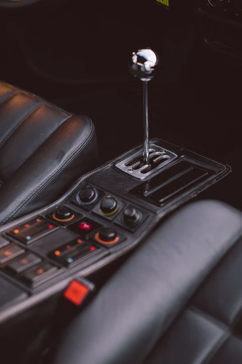 1986 Ferrari 328 GTS - Image 10 of 31