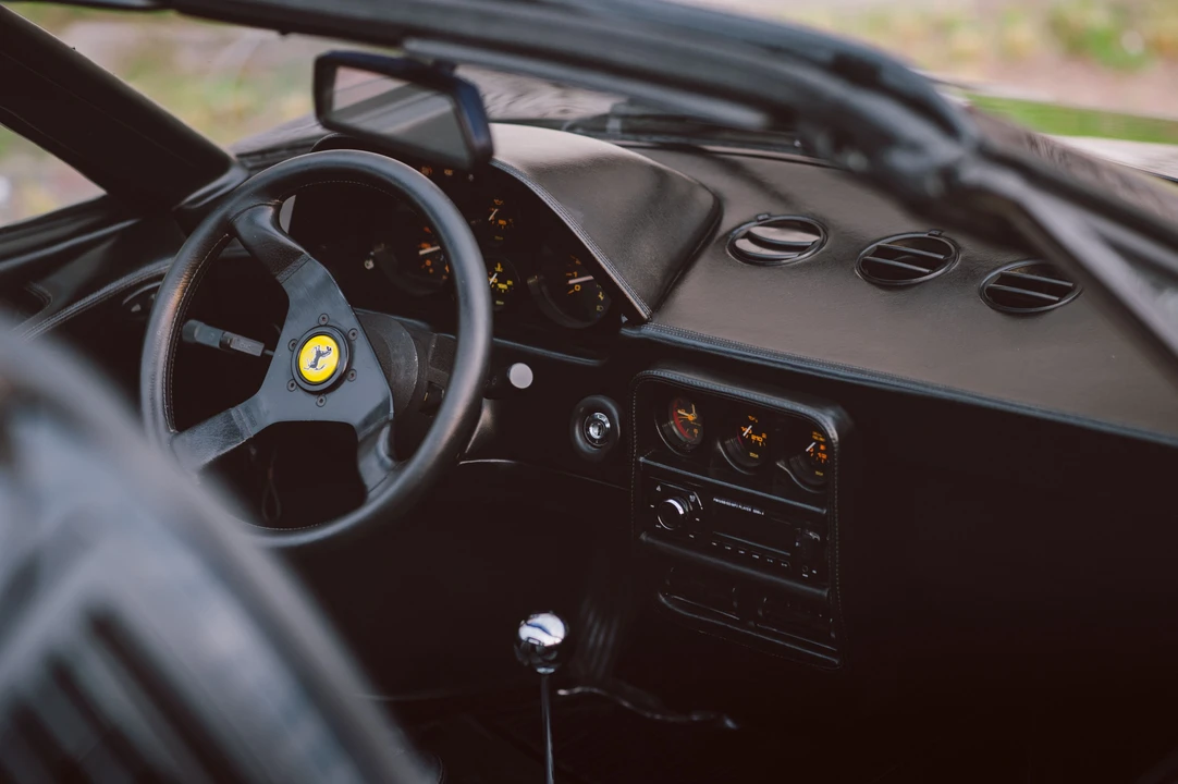 1986 Ferrari 328 GTS - Image 7 of 31