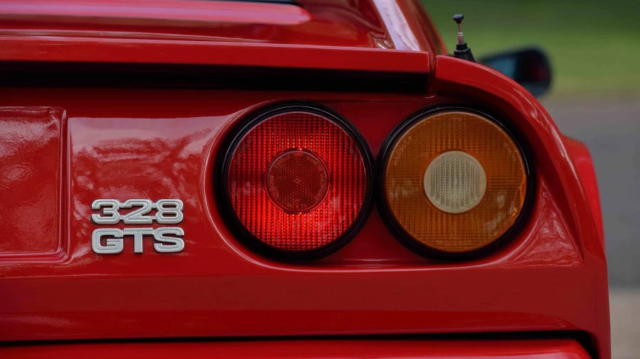 1986 Ferrari 328 GTS - Image 11 of 12