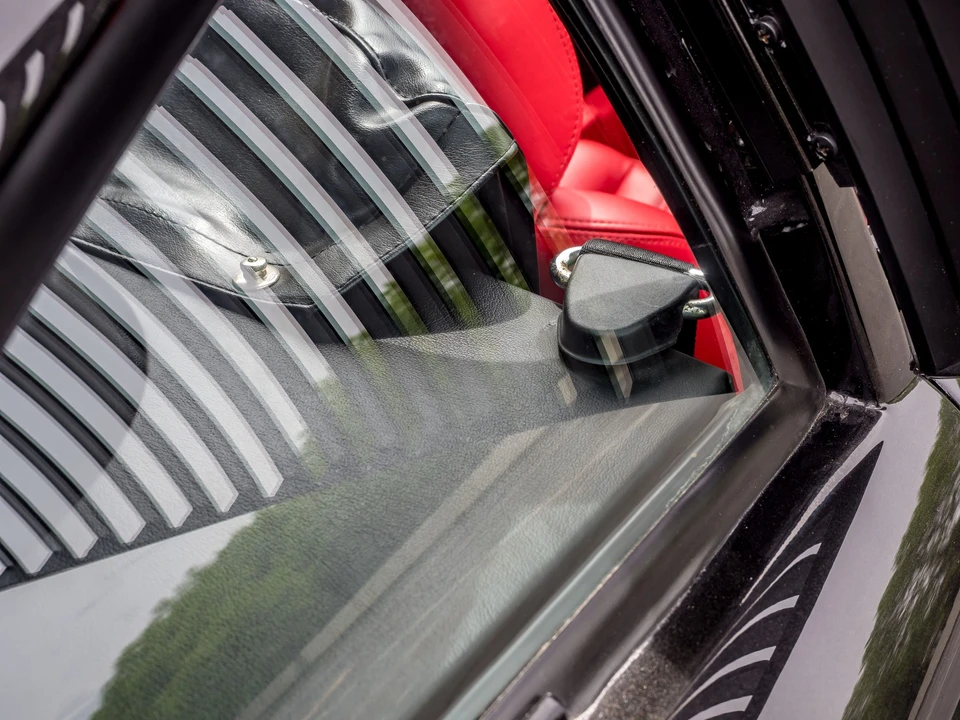 1986 Ferrari 328 GTS - Image 25 of 31