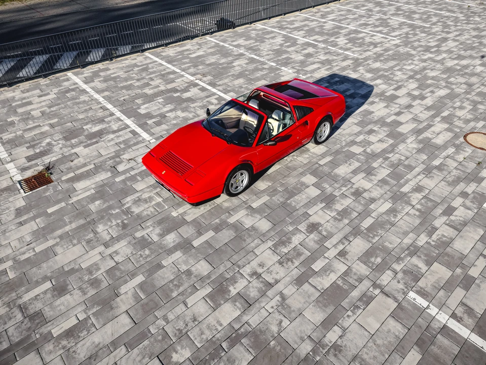 1986 Ferrari 328 GTS - Image 26 of 31