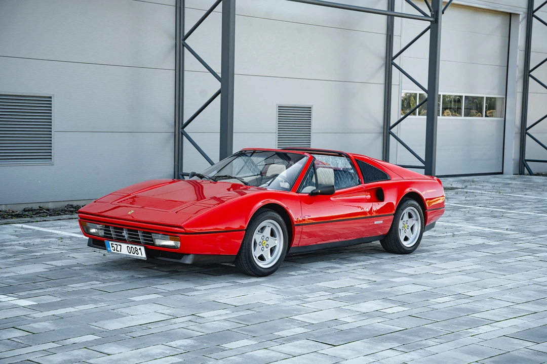 1986 Ferrari 328 GTS - Image 9 of 31