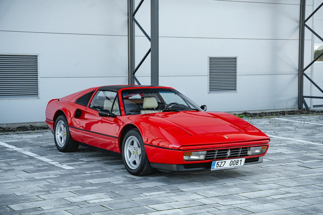 1986 Ferrari 328 GTS - Image 11 of 31