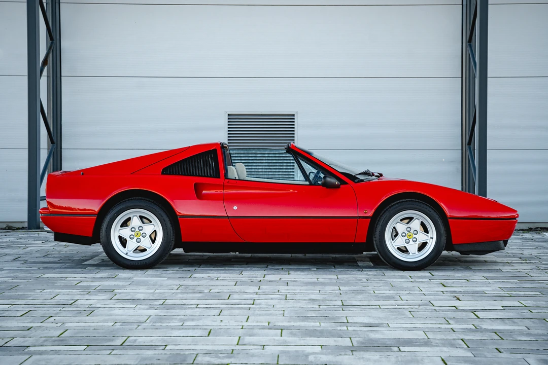 1986 Ferrari 328 GTS - Image 4 of 31
