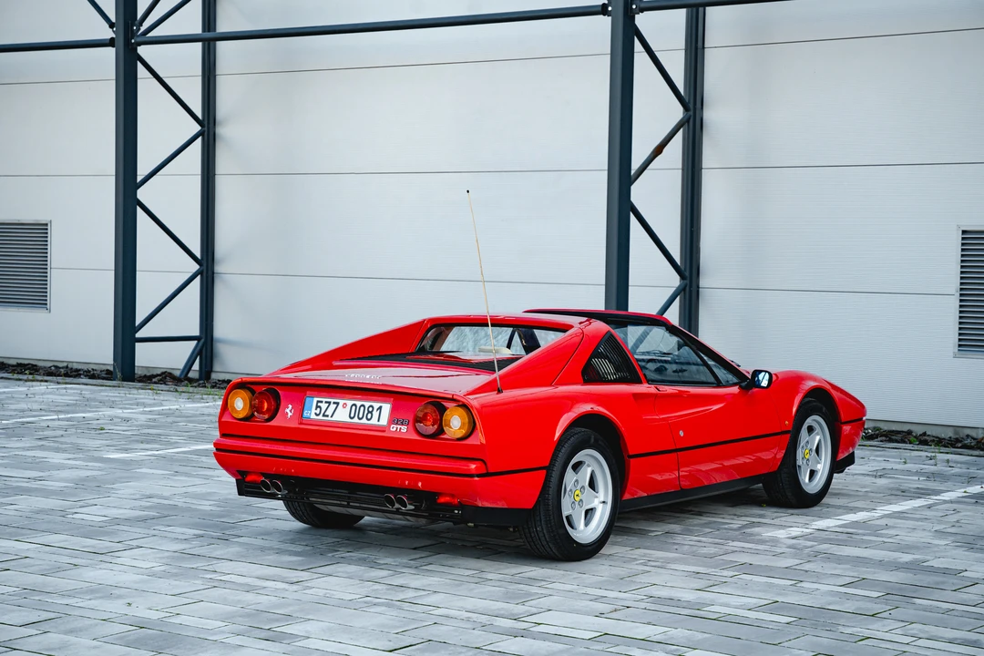 1986 Ferrari 328 GTS - Image 5 of 31