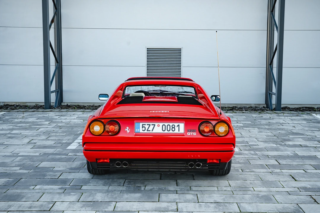 1986 Ferrari 328 GTS - Image 6 of 31