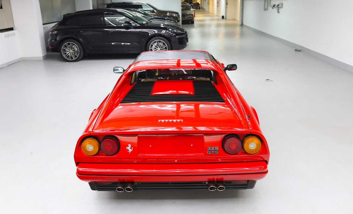 1986 Ferrari 328 GTS - Image 14 of 31