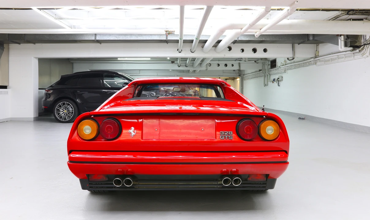 1986 Ferrari 328 GTS - Image 7 of 31