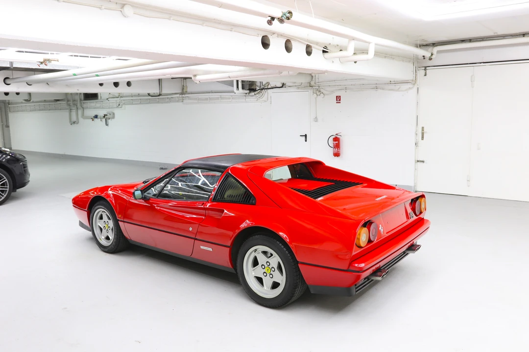 1986 Ferrari 328 GTS - Image 8 of 31