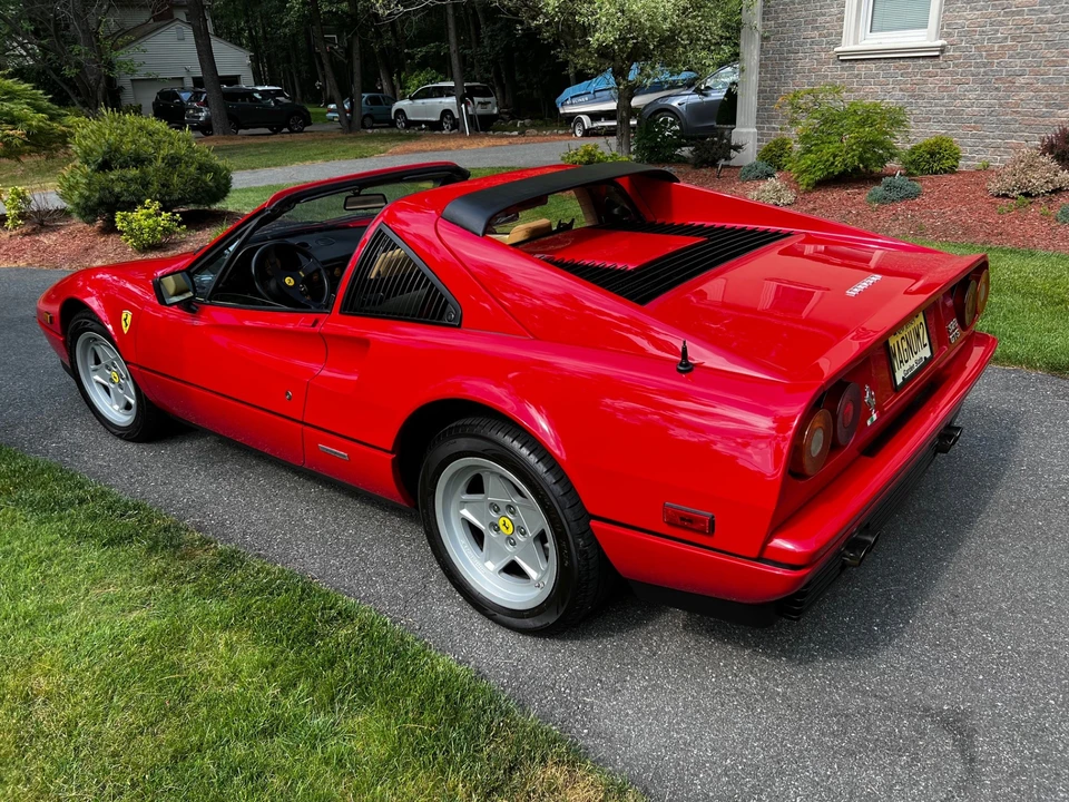 1986 Ferrari 328 GTS - Image 14 of 31