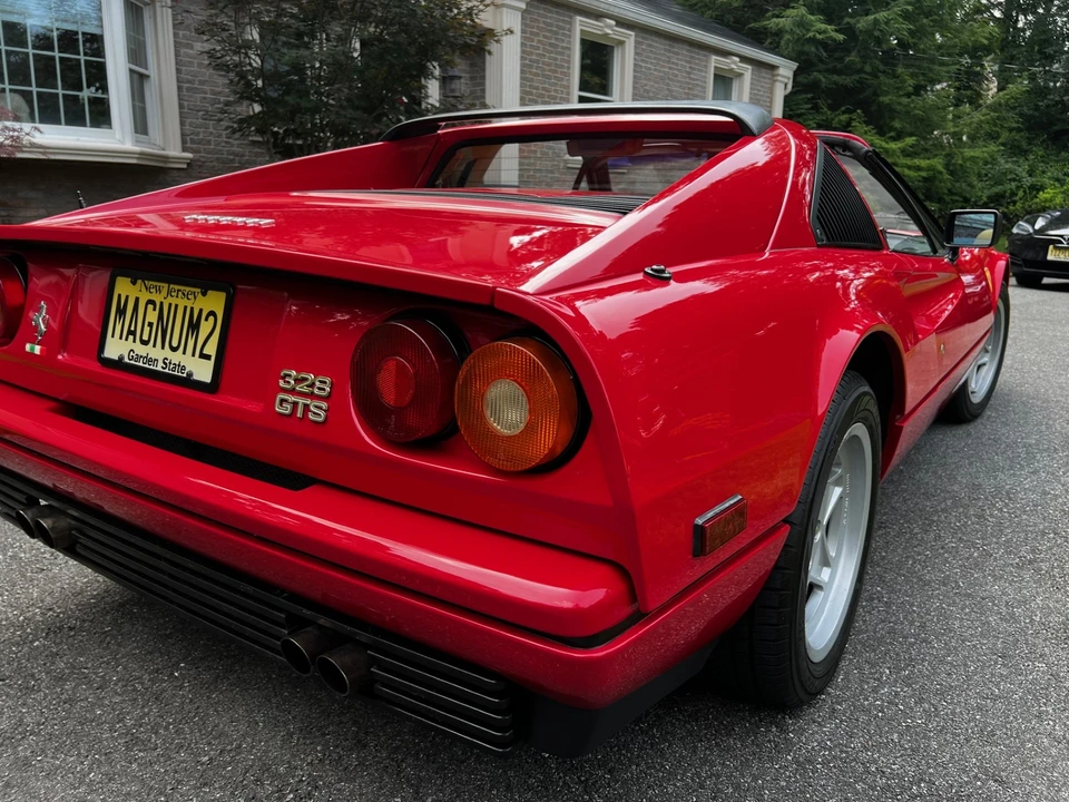 1986 Ferrari 328 GTS - Image 28 of 31