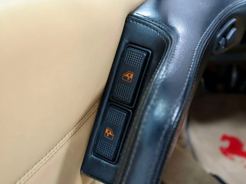 1986 Ferrari 328 GTS - Image 29 of 31