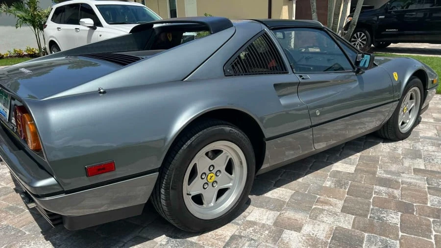 1986 Ferrari 328 GTS - Image 3 of 18