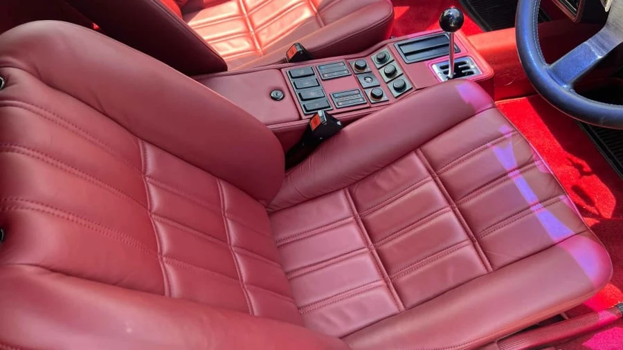 1986 Ferrari 328 GTS - Image 5 of 18