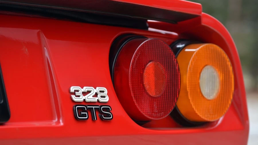 1986 Ferrari 328 GTS - Image 11 of 12
