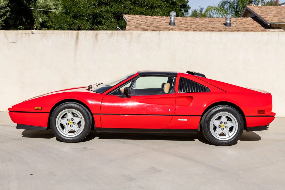 1986 Ferrari 328 GTS - Image 16 of 31