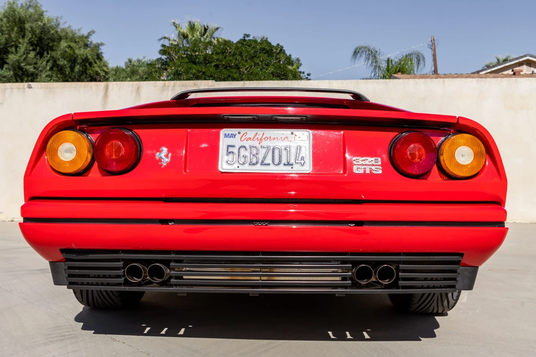 1986 Ferrari 328 GTS - Image 26 of 31