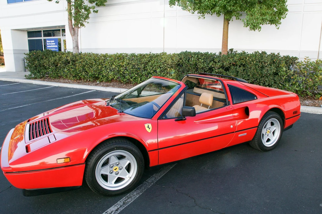 1986 Ferrari 328 GTS - Image 17 of 31