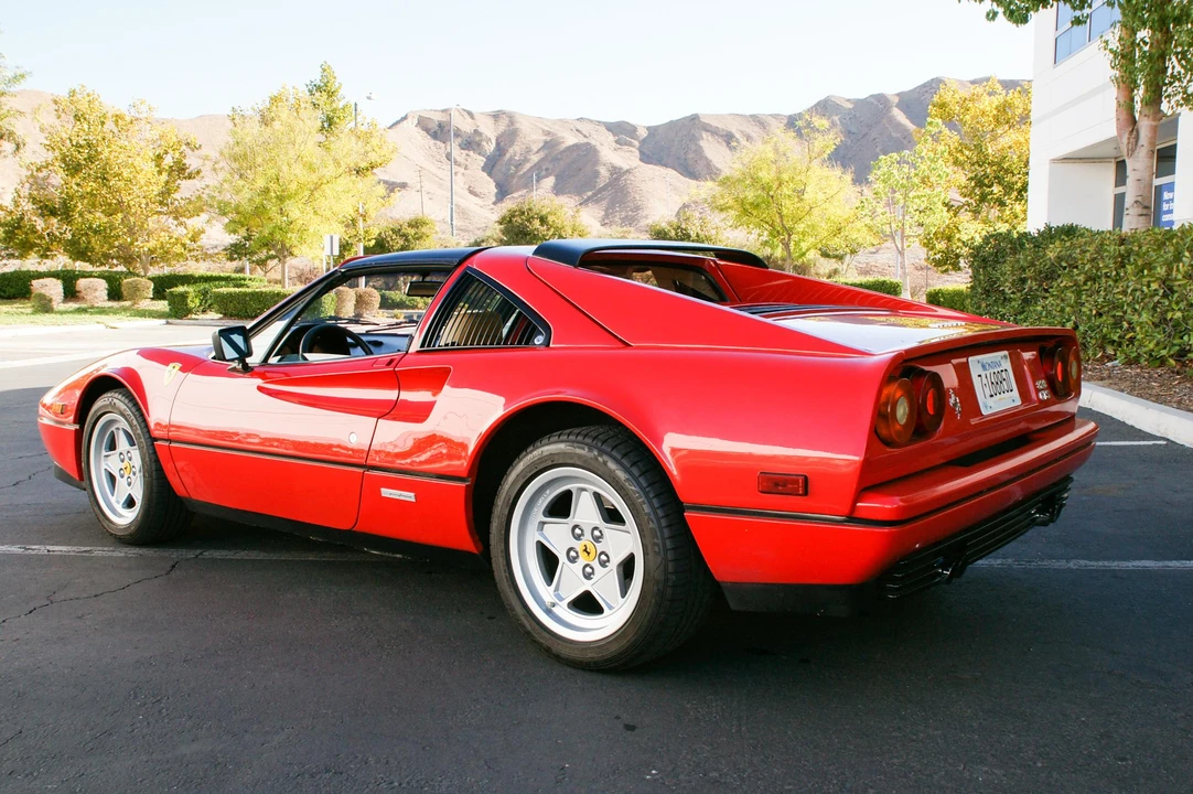 1986 Ferrari 328 GTS - Image 24 of 31
