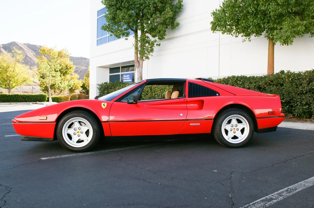 1986 Ferrari 328 GTS - Image 18 of 31