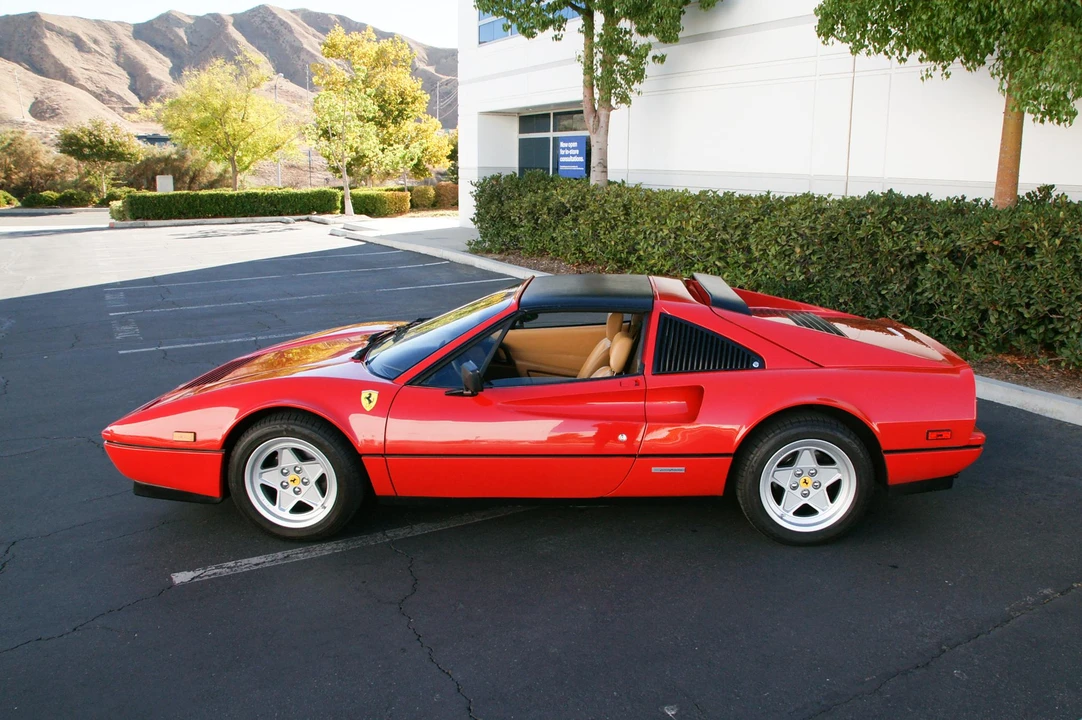 1986 Ferrari 328 GTS - Image 23 of 31