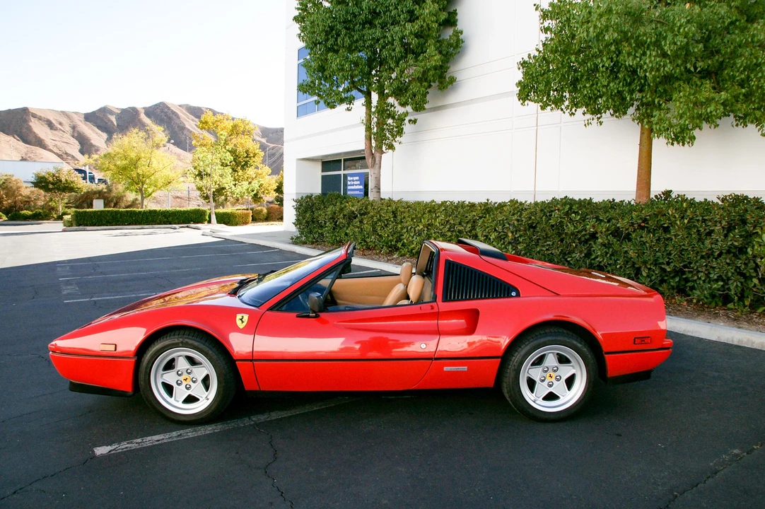 1986 Ferrari 328 GTS - Image 21 of 31