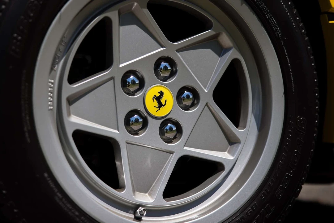1986 Ferrari 328 GTS - Image 14 of 31