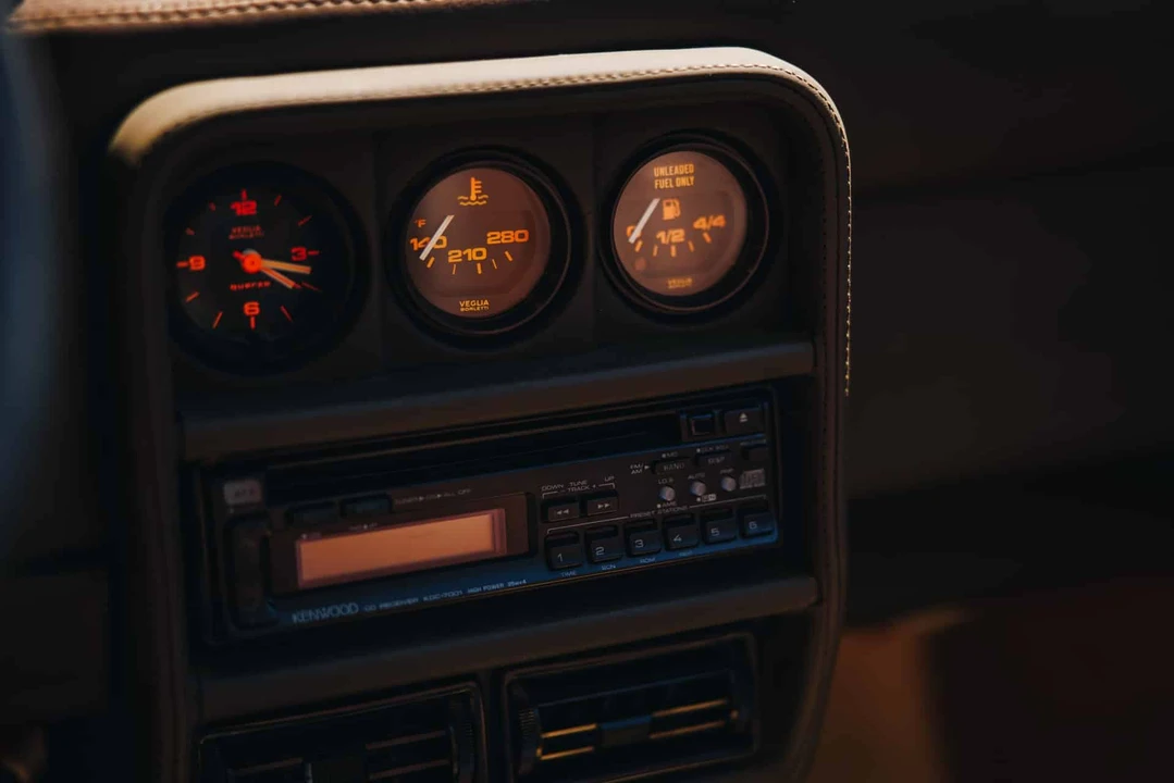 1986 Ferrari 328 GTS - Image 23 of 31