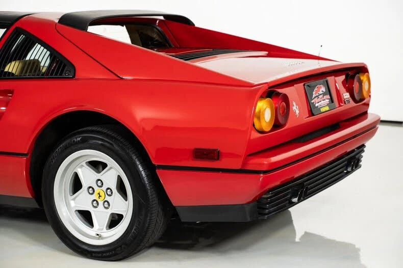 1986 Ferrari 328 GTS - Image 15 of 31