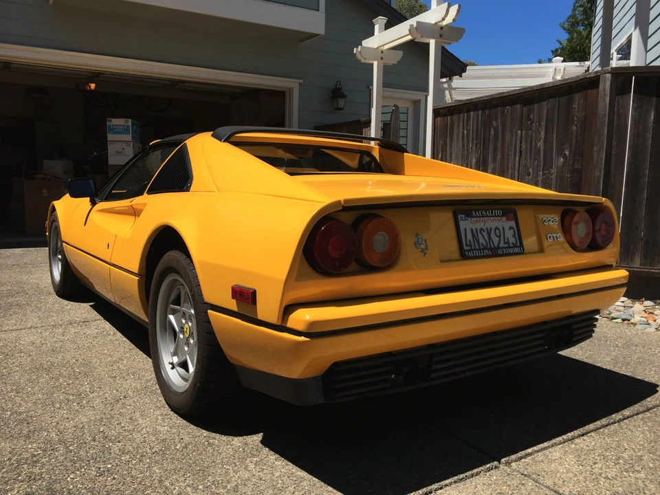 1986 Ferrari 328 GTS - Image 9 of 31
