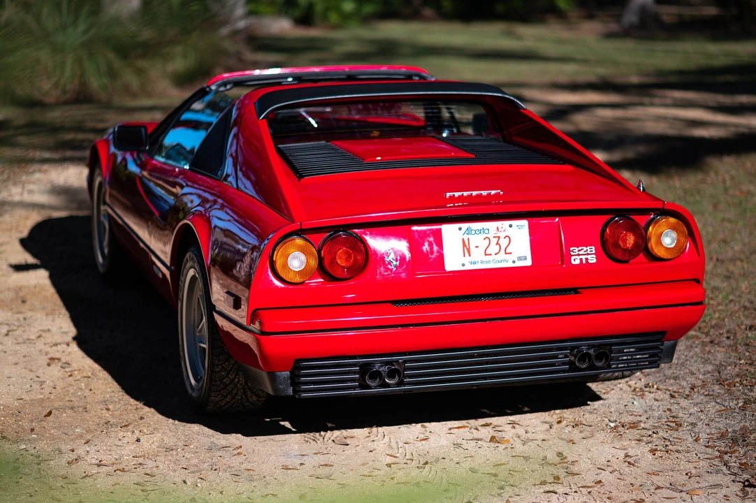 1986 Ferrari 328 GTS - Image 18 of 31