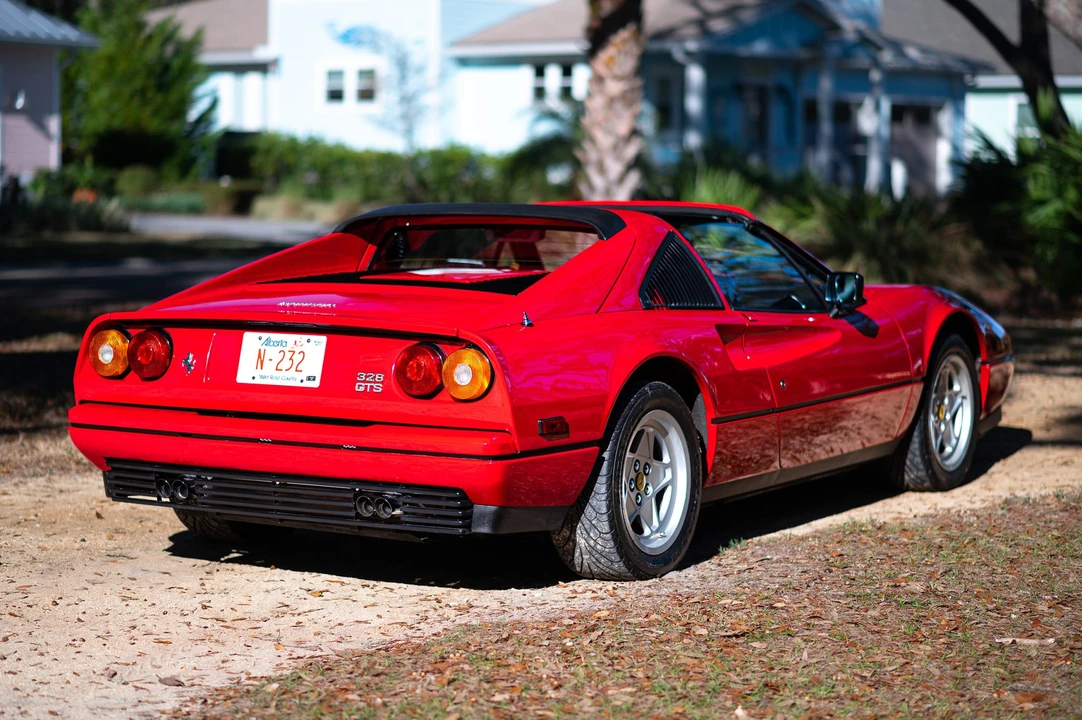 1986 Ferrari 328 GTS - Image 24 of 31