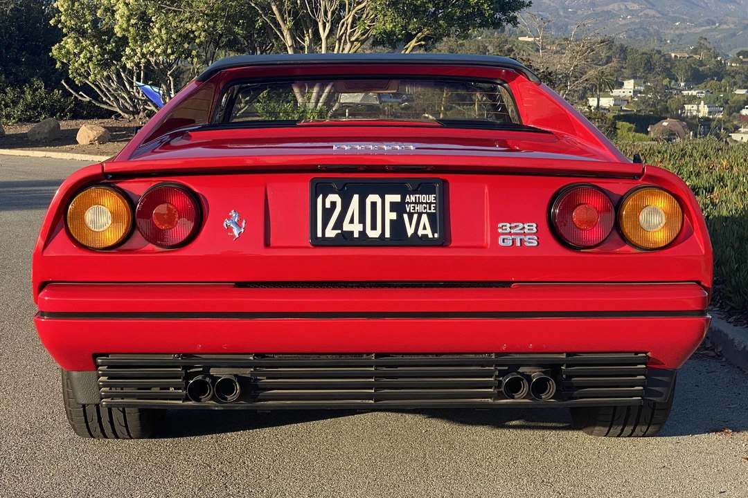 1986 Ferrari 328 GTS - Image 5 of 8