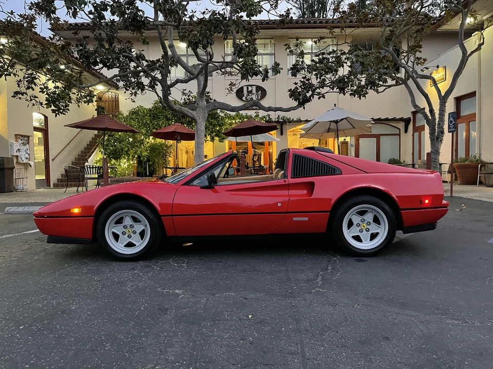 1986 Ferrari 328 GTS - Image 7 of 8