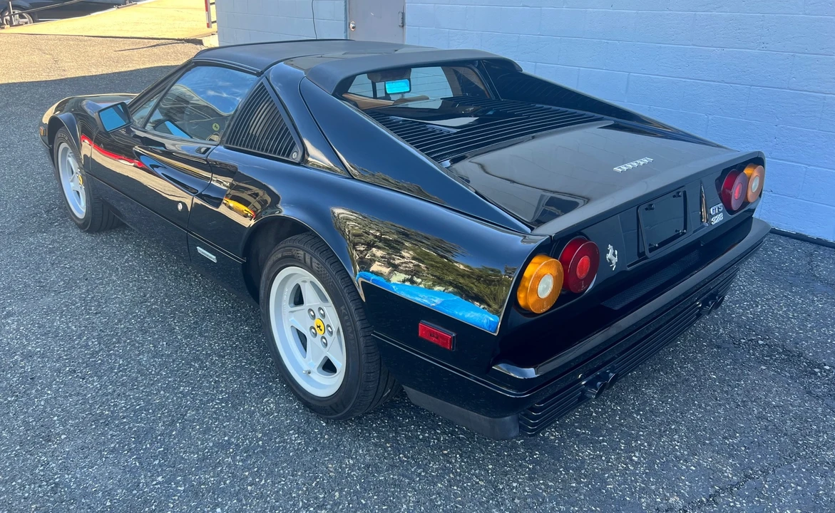 1986 Ferrari 328 GTS - Image 19 of 31