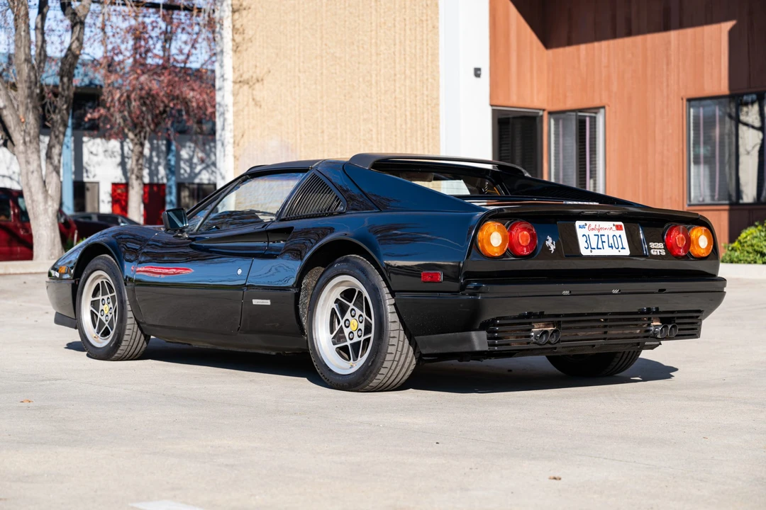 1986 Ferrari 328 GTS - Image 16 of 31