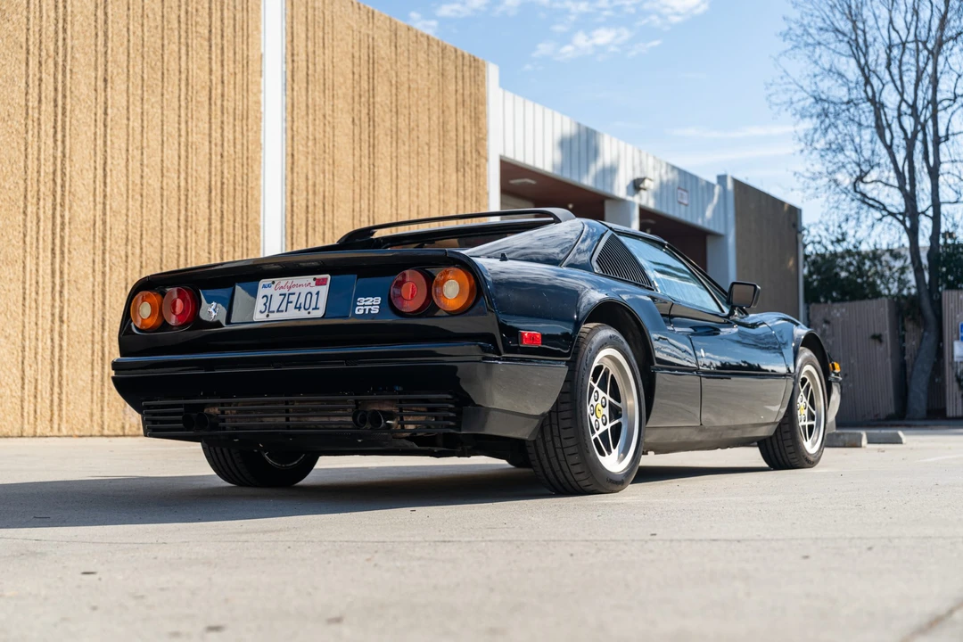 1986 Ferrari 328 GTS - Image 10 of 31