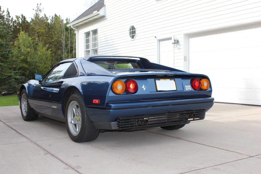 1986 Ferrari 328 GTS - Image 14 of 31